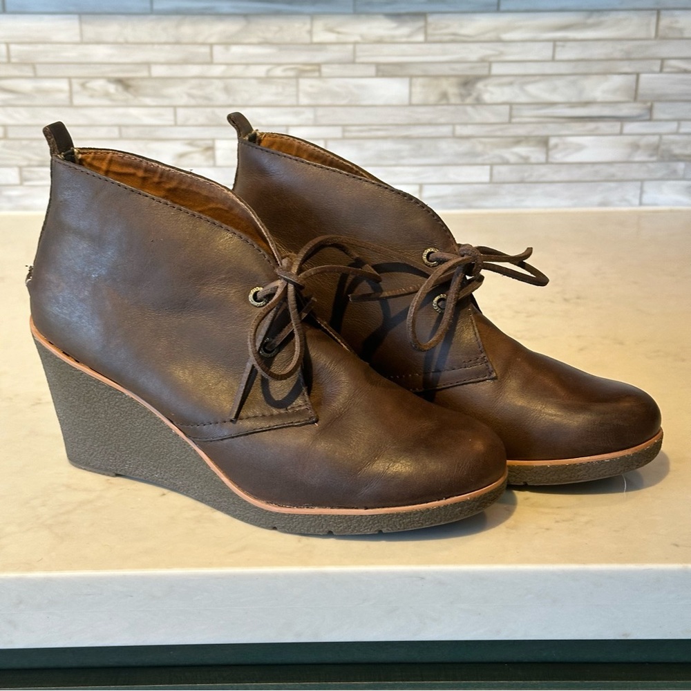 Sperry Top-Sider Harlow Women's  Burnished Leather Wedge Bootie size 9